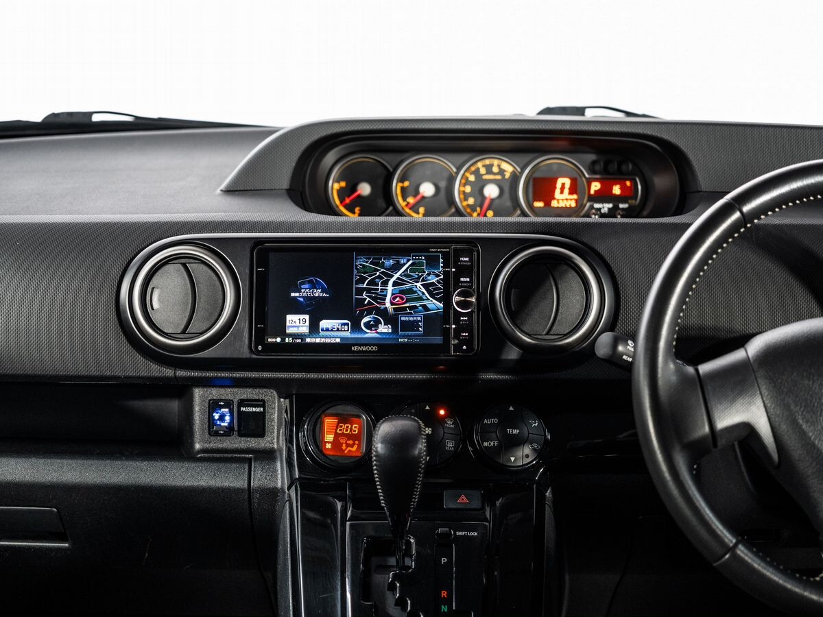 Toyota Corolla Rumion 2013 - фото автомобиля