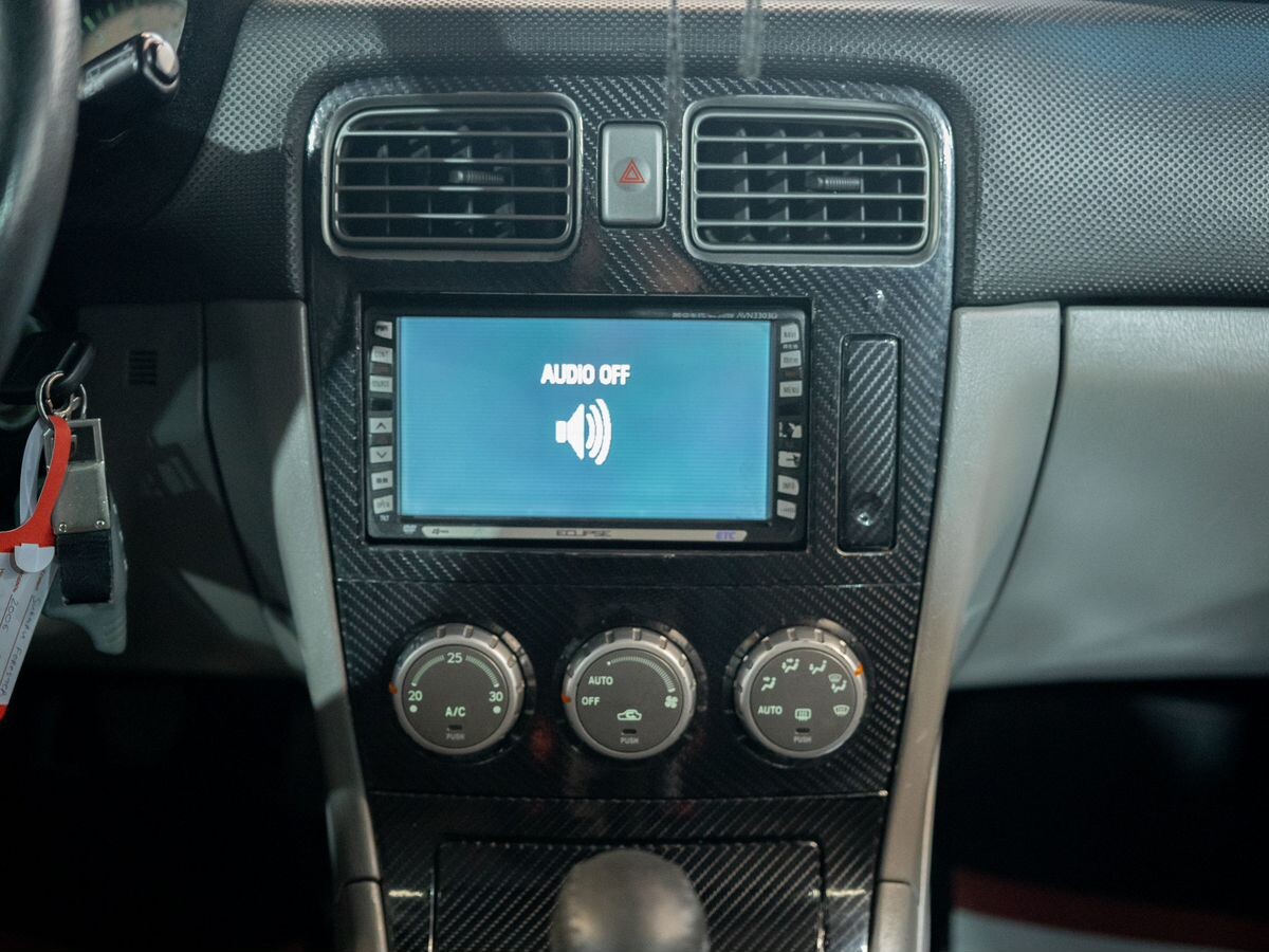 Subaru Forester 2006 - фото автомобиля