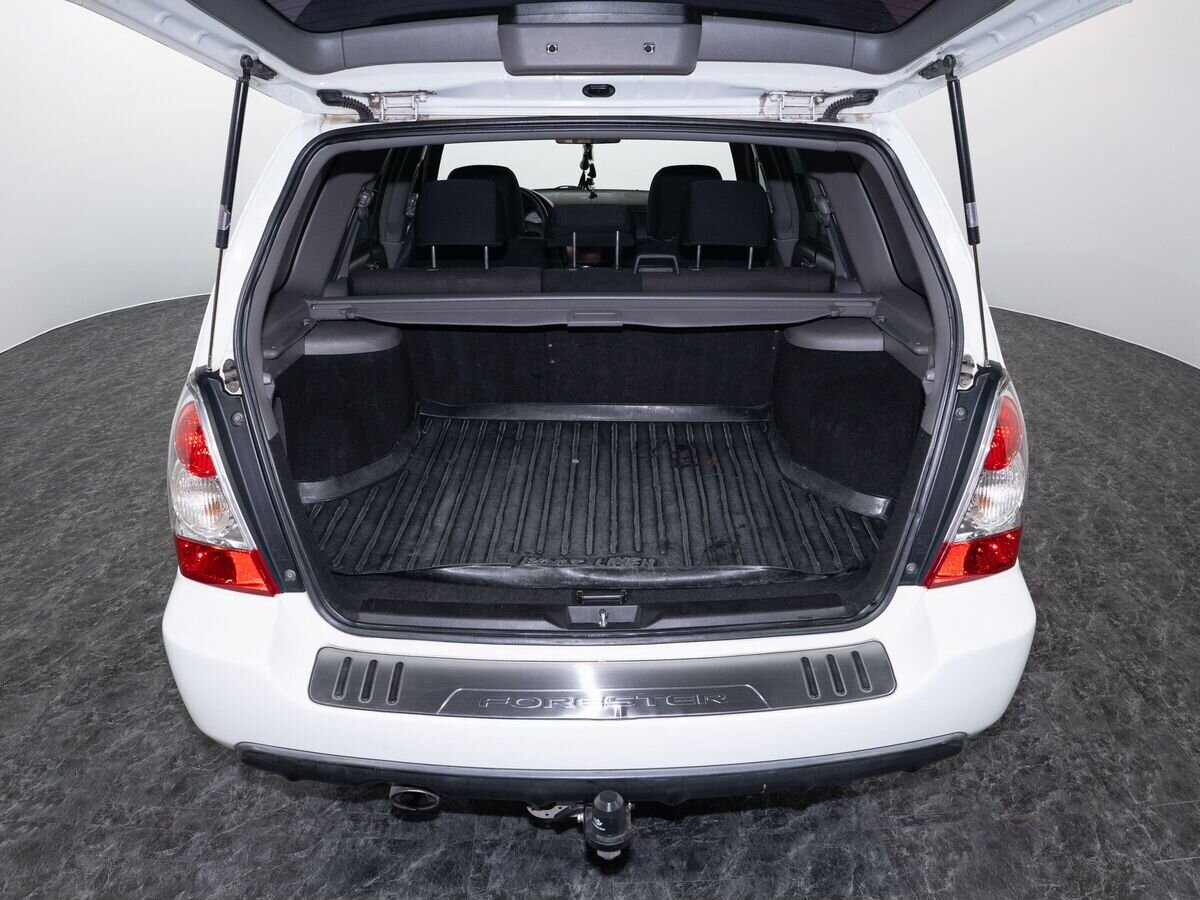 Subaru Forester 2006 - фото автомобиля