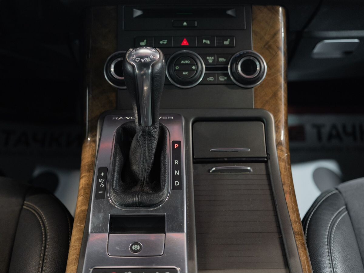 Land Rover Range Rover Sport 2012 - фото автомобиля