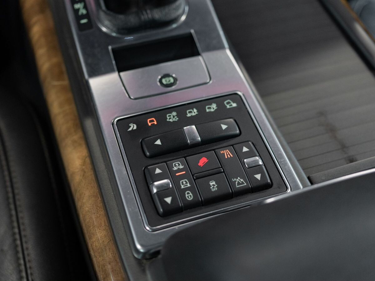 Land Rover Range Rover Sport 2012 - фото автомобиля