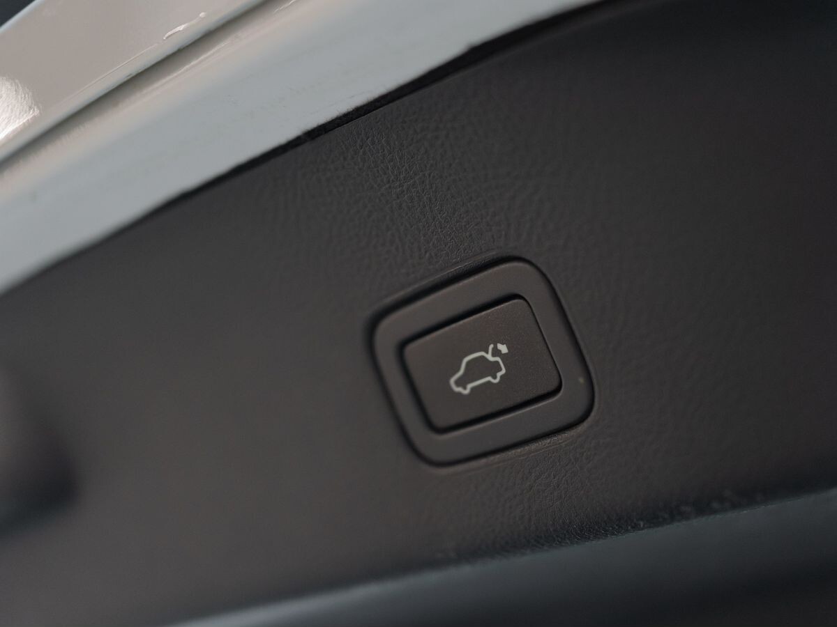 Land Rover Range Rover Sport 2012 - фото автомобиля