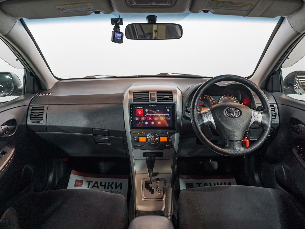 Toyota Corolla 2009 - фото автомобиля