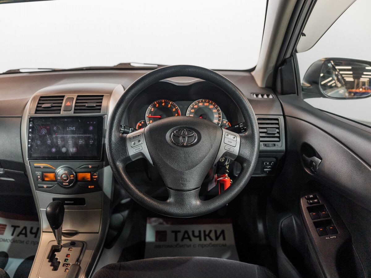 Toyota Corolla 2009 - фото автомобиля