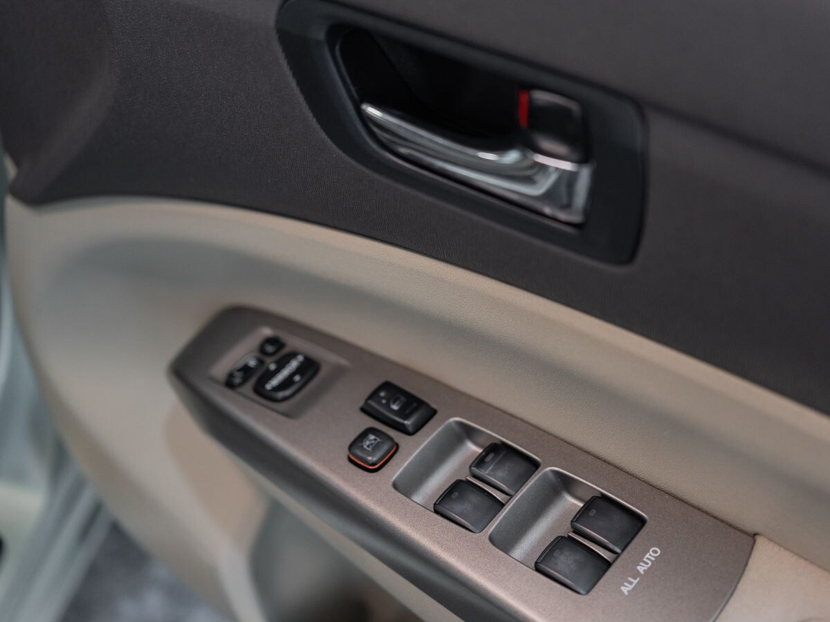 Toyota Prius 2008 - фото автомобиля