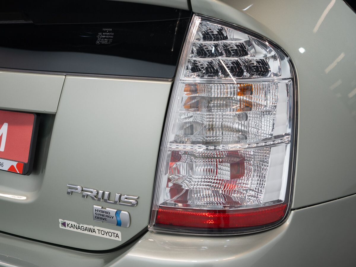 Toyota Prius 2008 - фото автомобиля