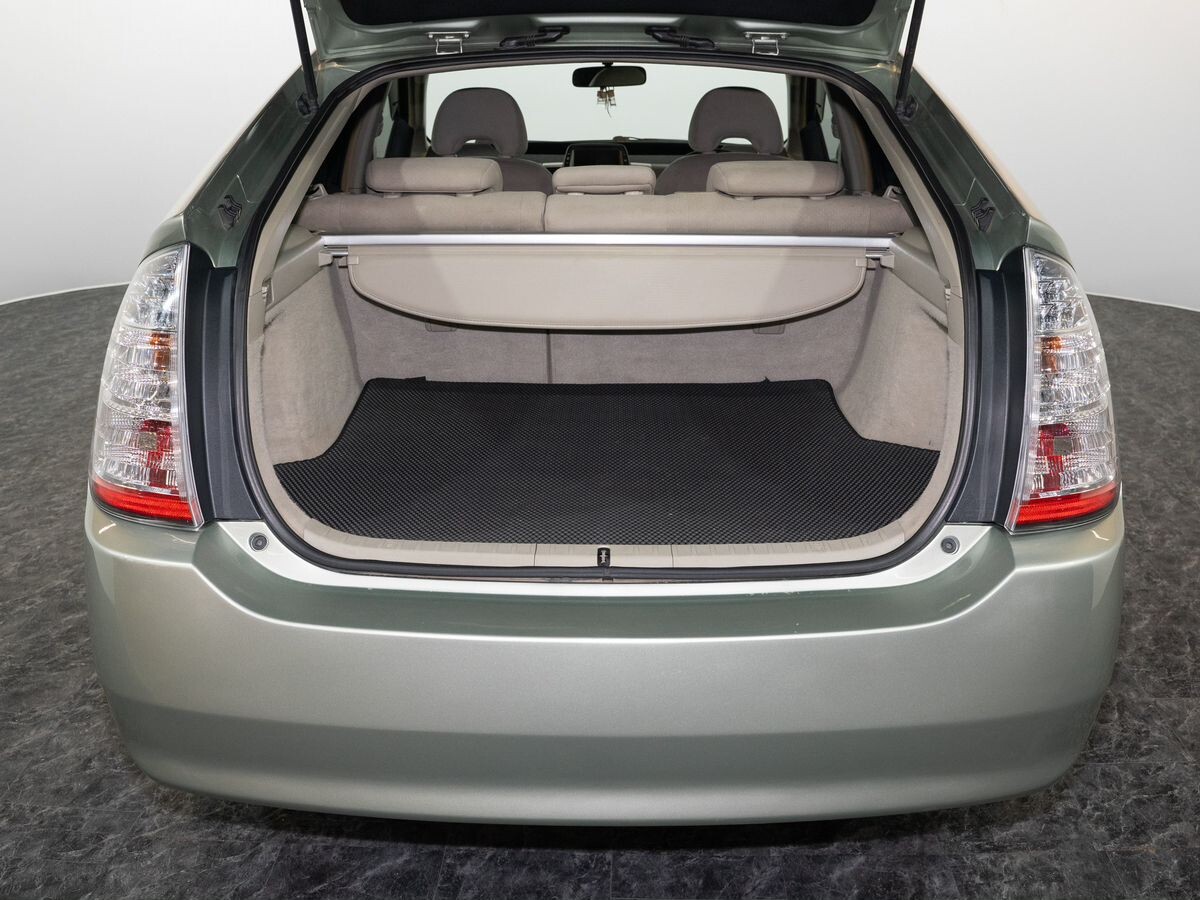 Toyota Prius 2008 - фото автомобиля