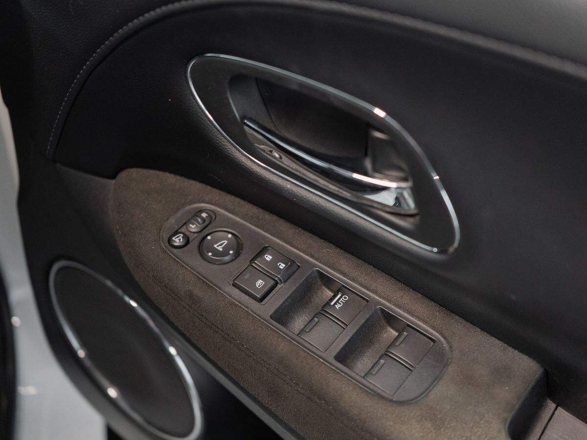 Honda Vezel 2018 - фото автомобиля