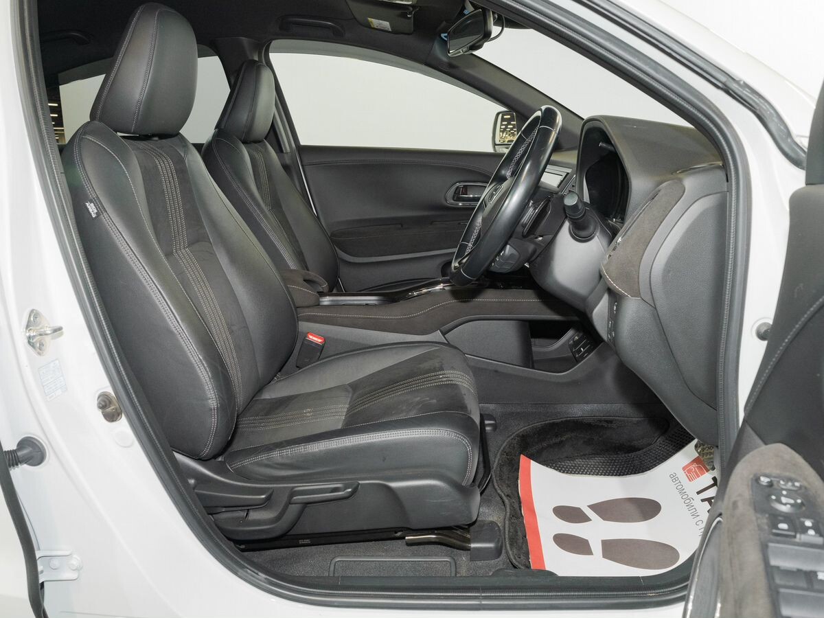 Honda Vezel 2018 - фото автомобиля