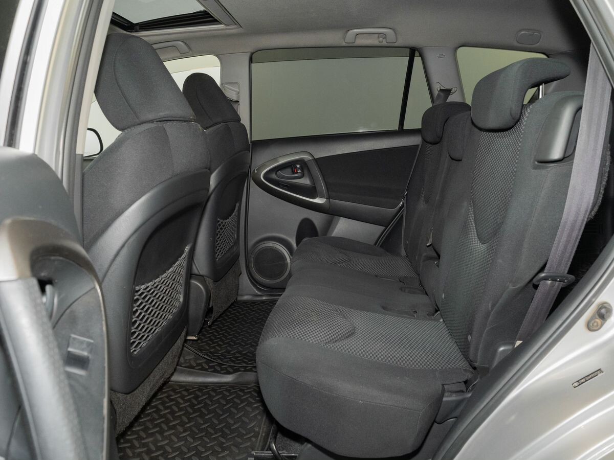 Toyota RAV4 2009 - фото автомобиля