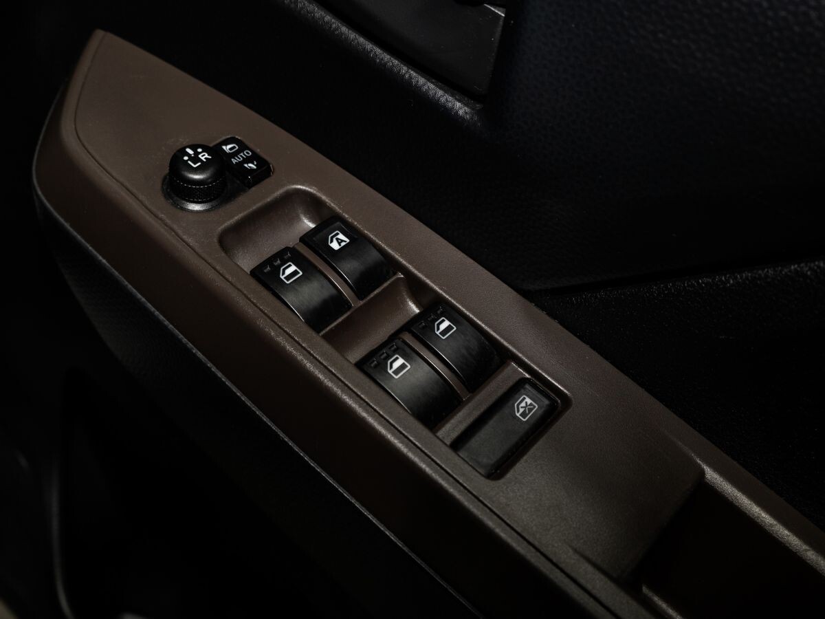 Toyota Roomy 2021 - фото автомобиля