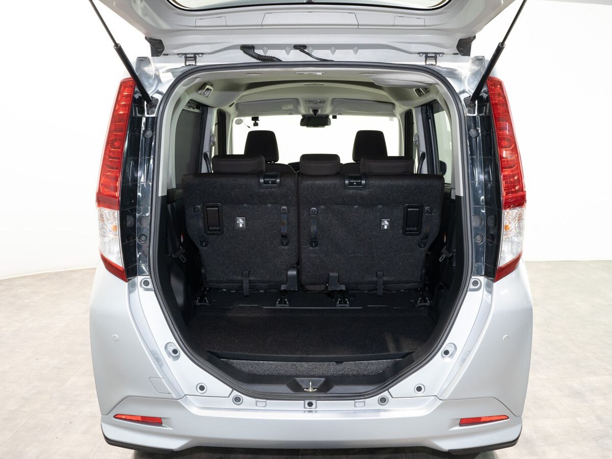 Toyota Roomy 2021 - фото автомобиля