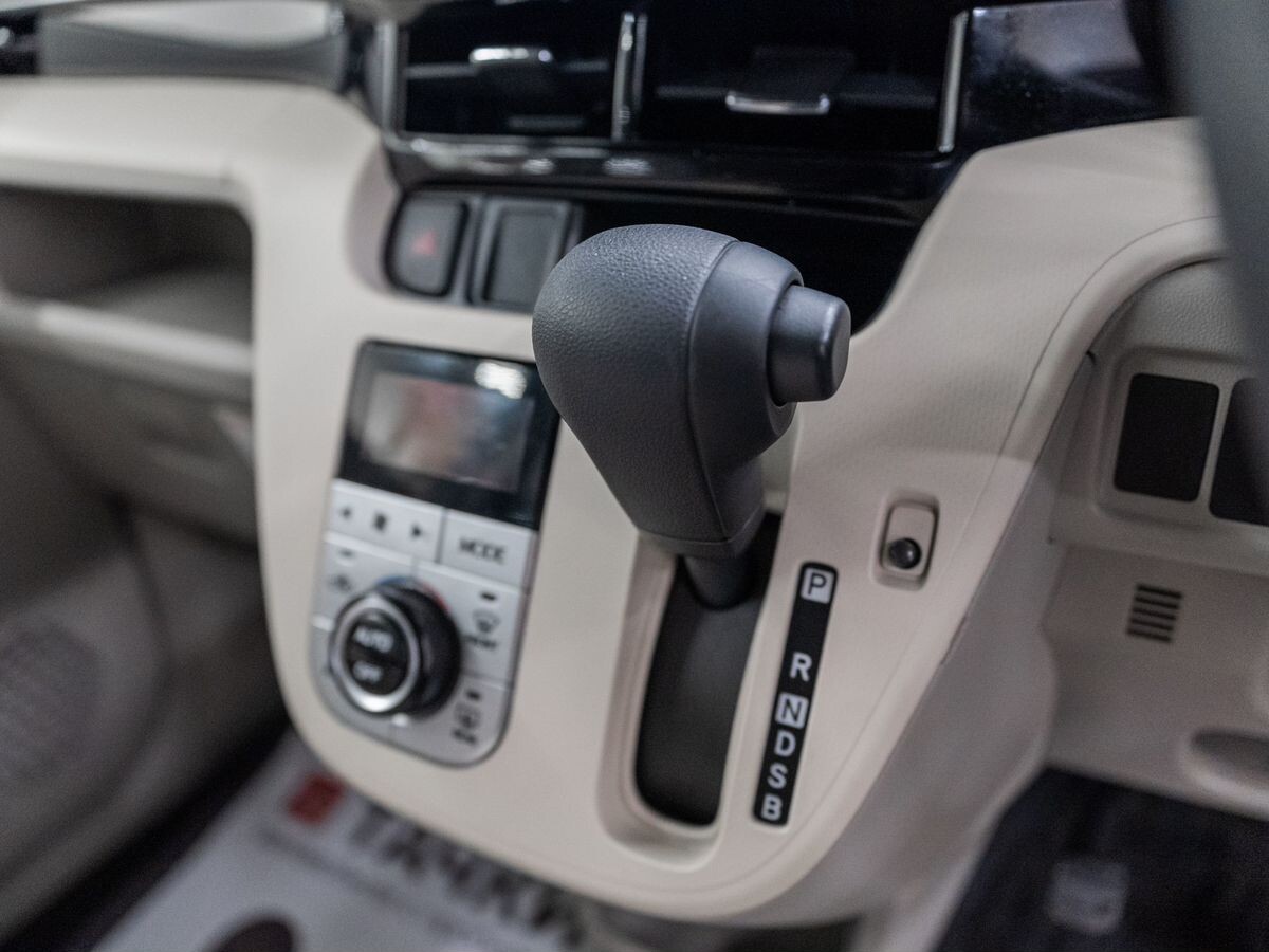 Daihatsu Move 2018 - фото автомобиля