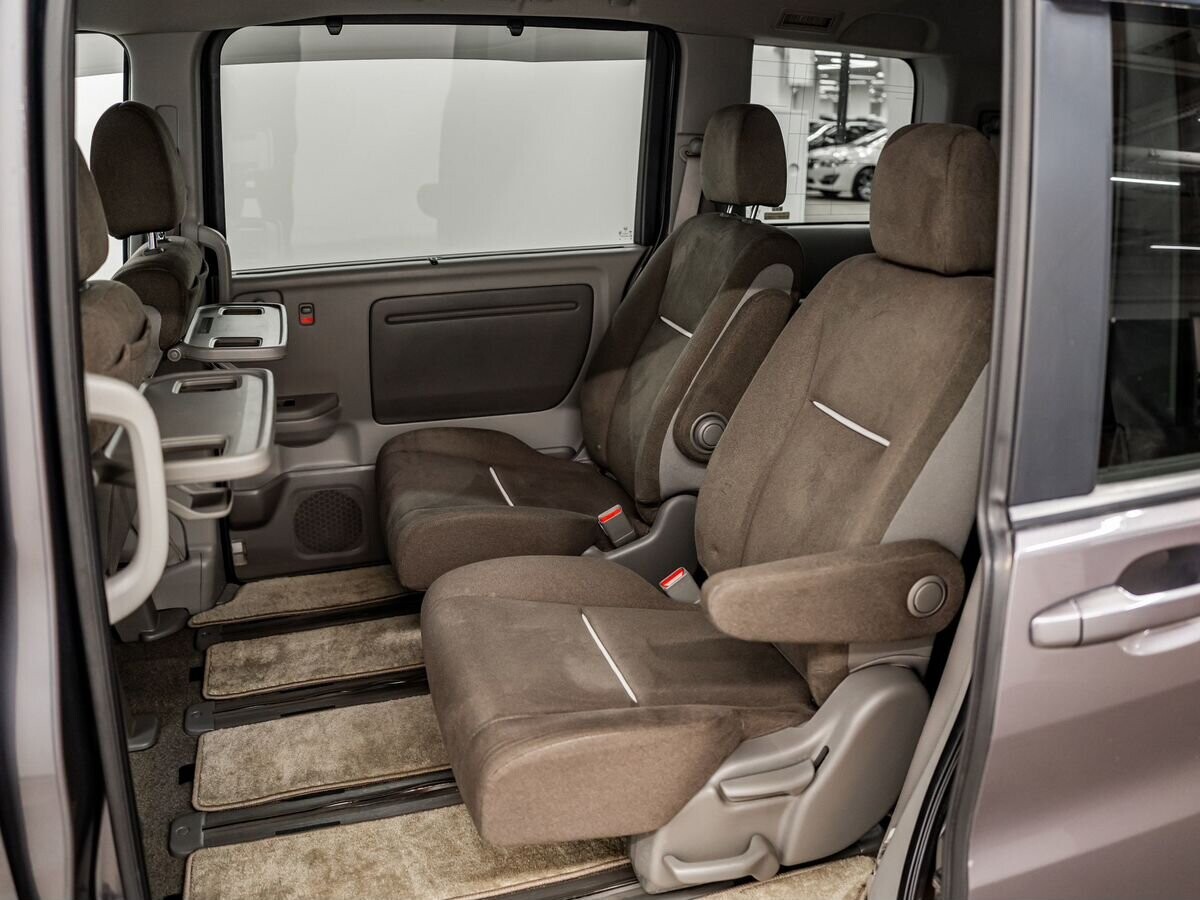 Honda Stepwgn 2015 - фото автомобиля