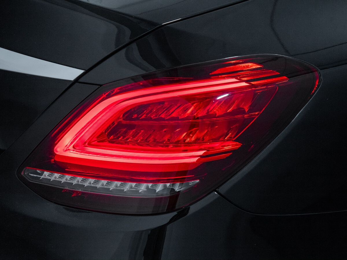 Mercedes-Benz C-Класс 2019 - фото автомобиля