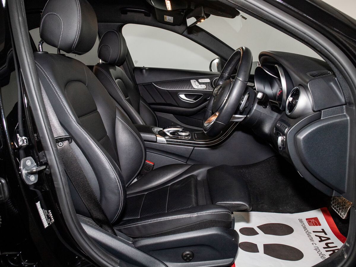 Mercedes-Benz C-Класс 2019 - фото автомобиля