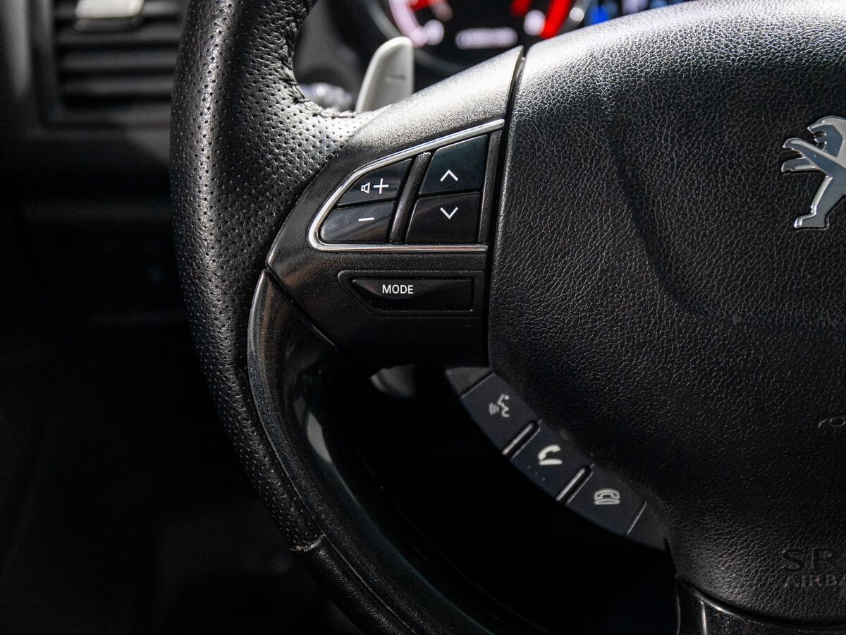 Peugeot 4008 2012 - фото автомобиля