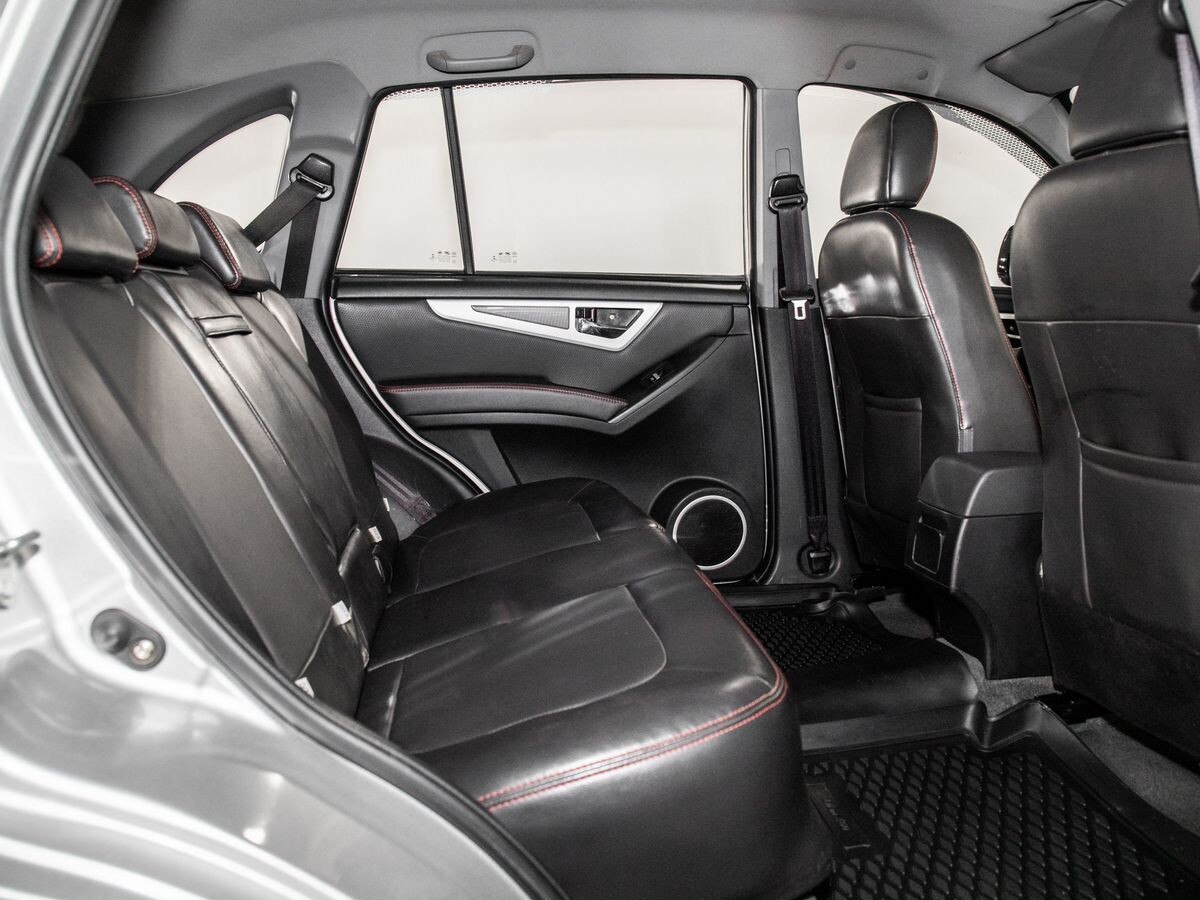 Lifan X60 2017 - фото автомобиля