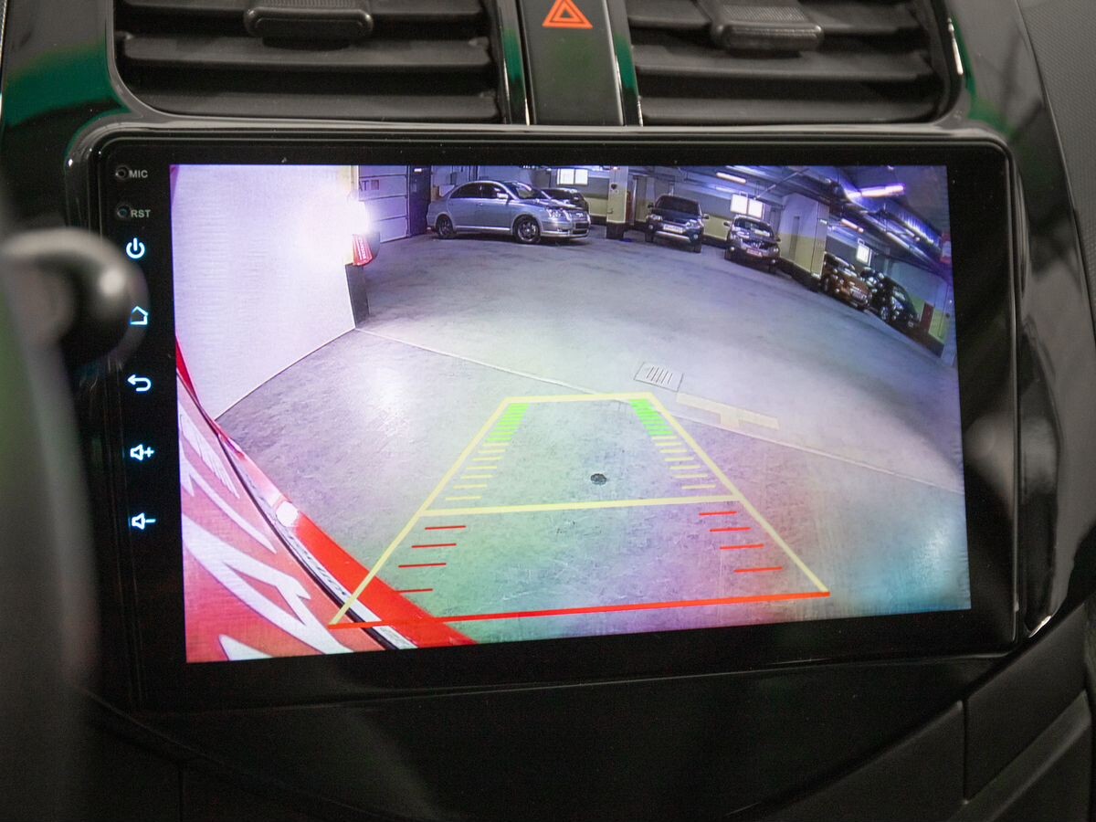 Chevrolet Spark 2012 - фото автомобиля