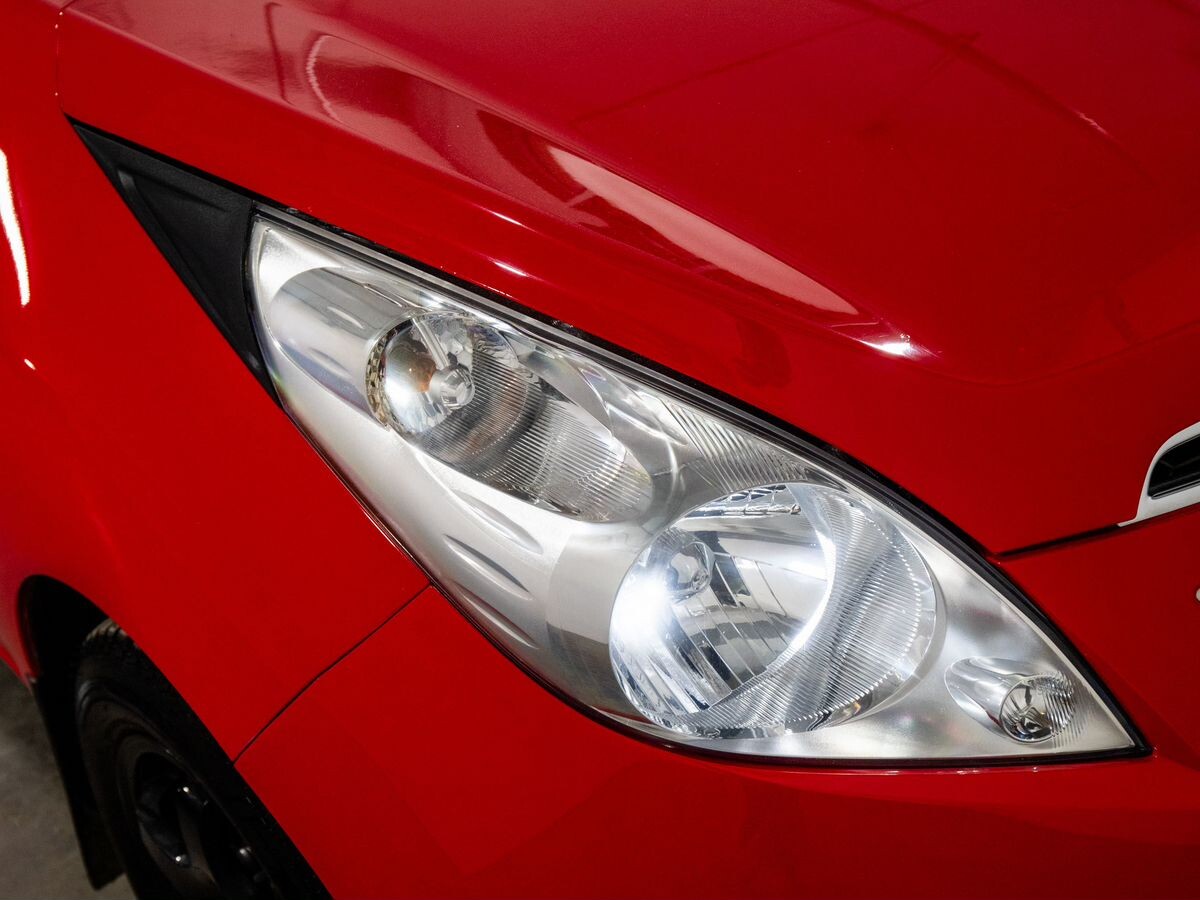 Chevrolet Spark 2012 - фото автомобиля