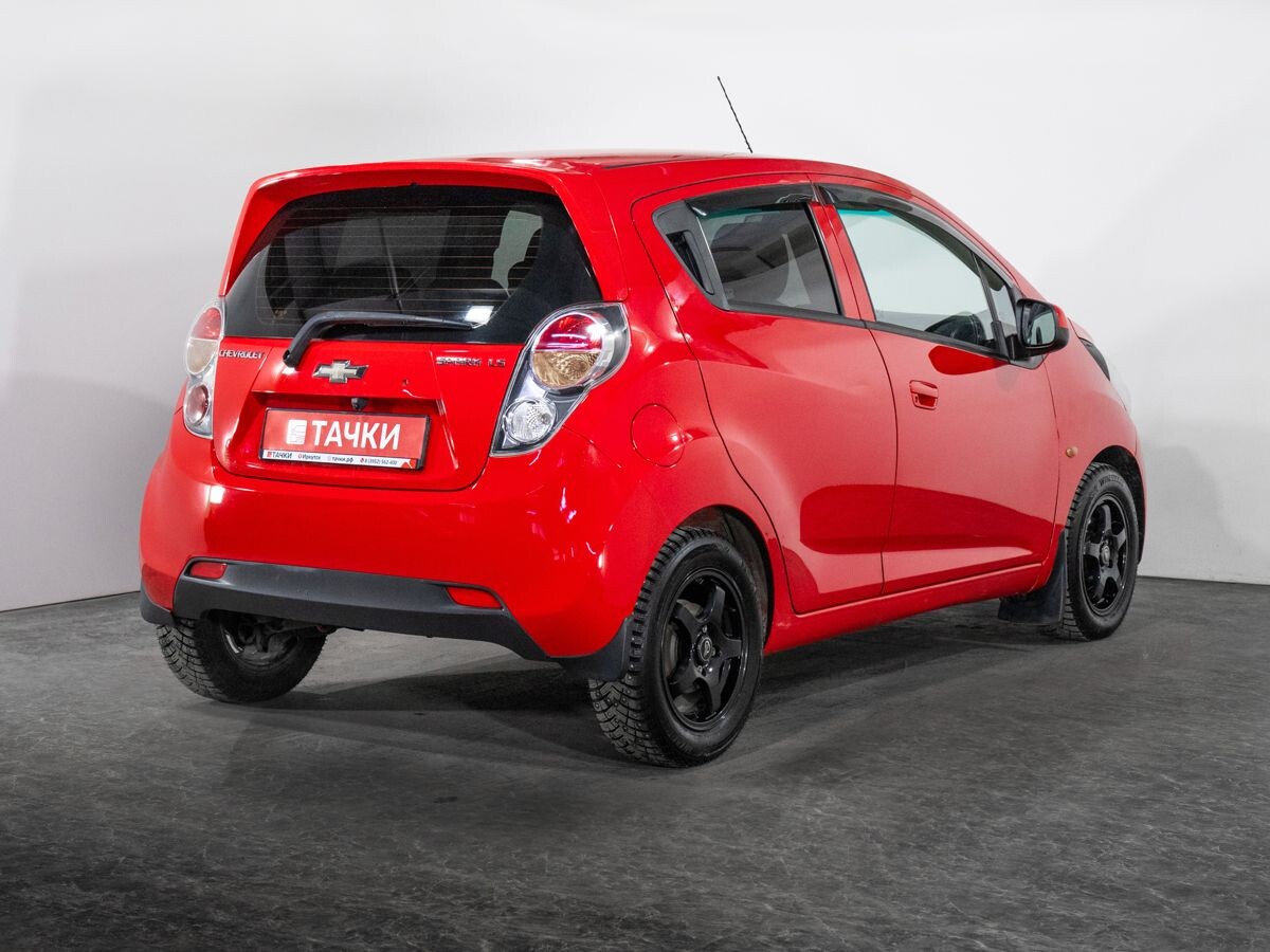 Chevrolet Spark 2012 - фото автомобиля