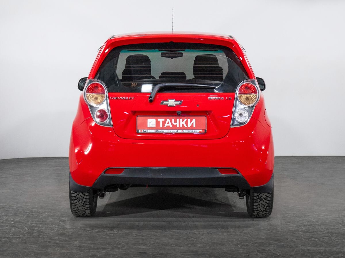 Chevrolet Spark 2012 - фото автомобиля