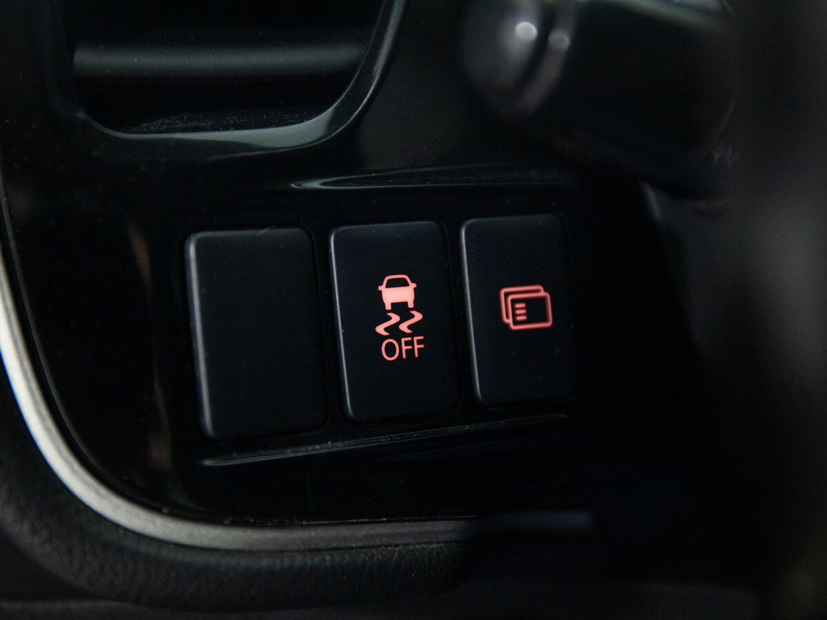 Mitsubishi Outlander 2012 - фото автомобиля