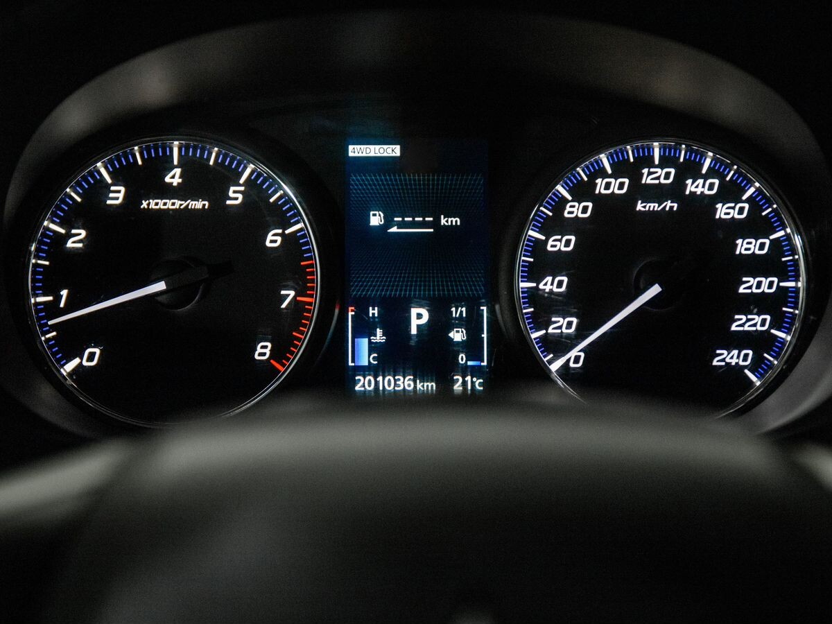 Mitsubishi Outlander 2012 - фото автомобиля