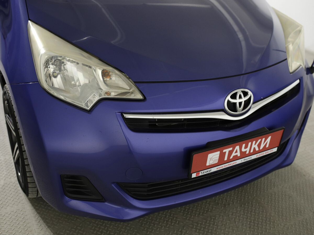 Toyota Ractis 2011 - фото автомобиля