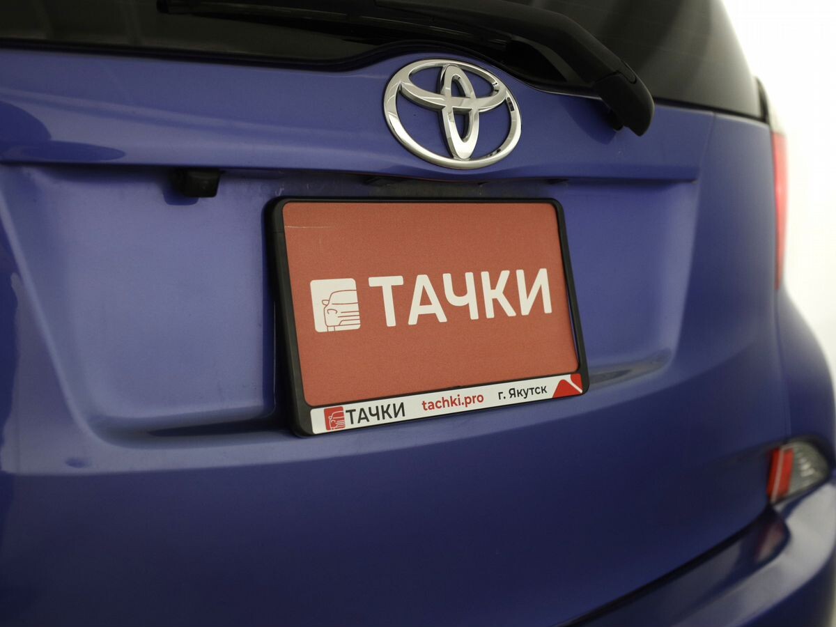 Toyota Ractis 2011 - фото автомобиля