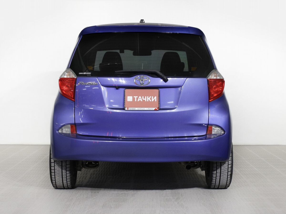 Toyota Ractis 2011 - фото автомобиля