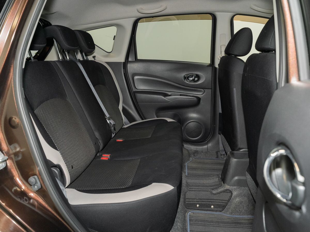 Nissan Note 2017 - фото автомобиля