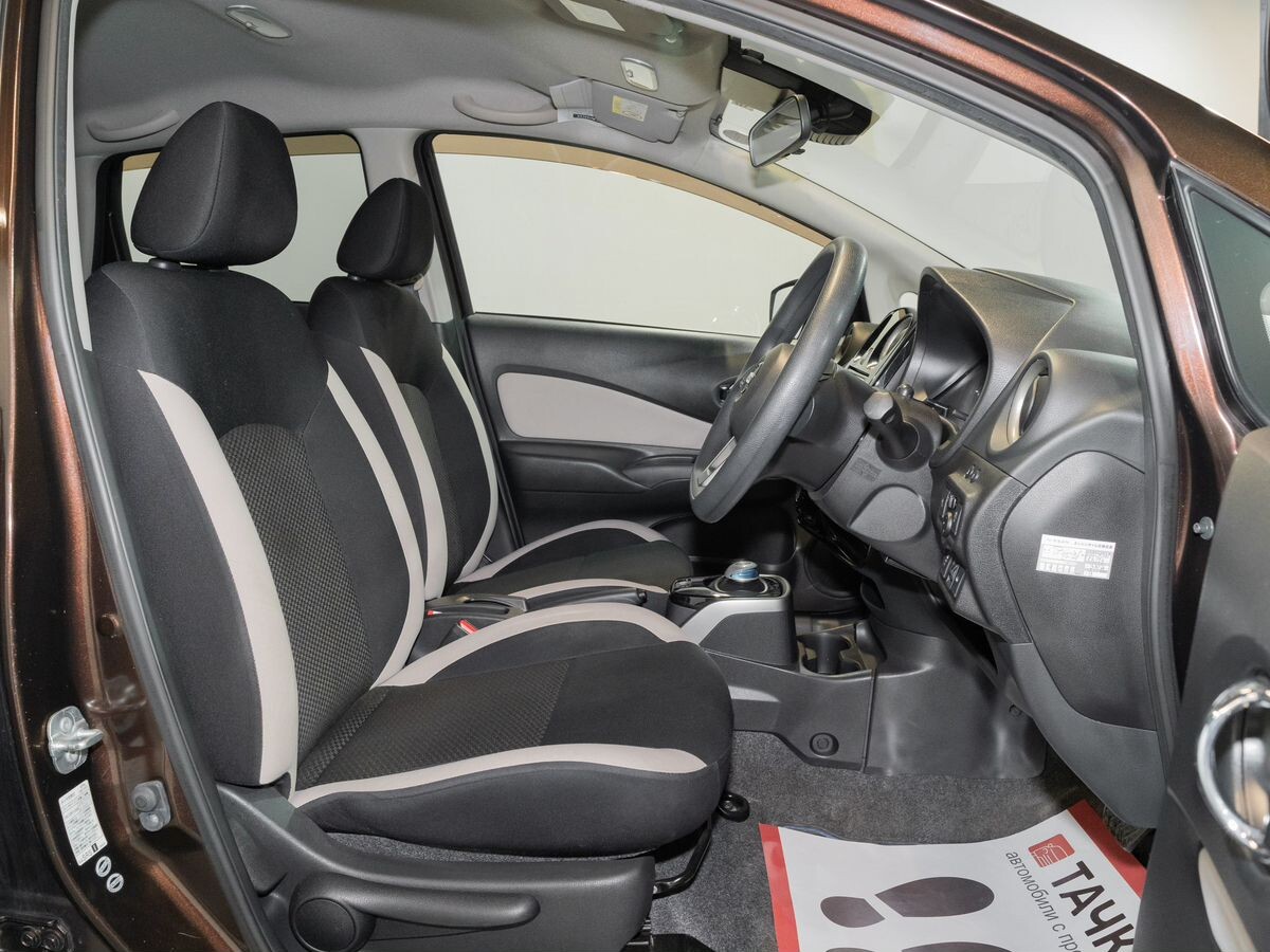 Nissan Note 2017 - фото автомобиля