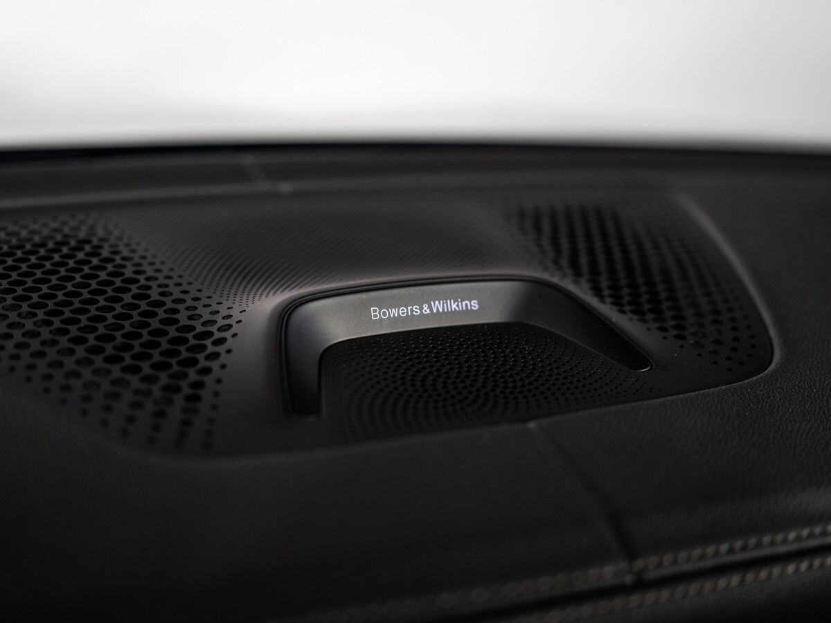 BMW X6 2021 - фото автомобиля