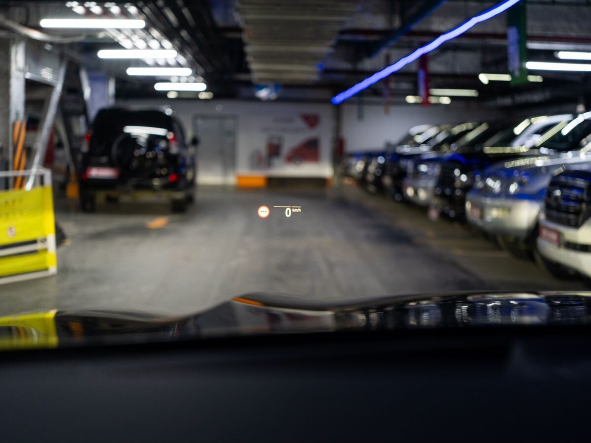 BMW X6 2021 - фото автомобиля