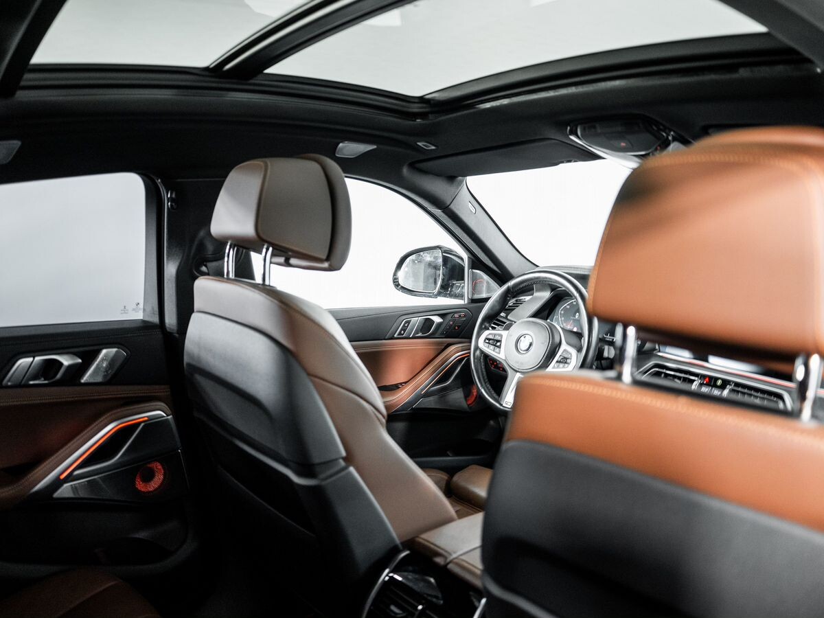 BMW X6 2021 - фото автомобиля