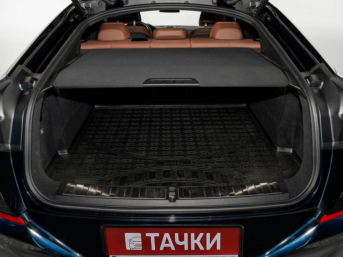 BMW X6 2021 - фото автомобиля