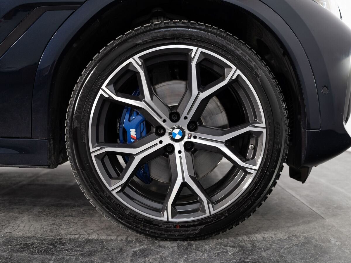 BMW X6 2021 - фото автомобиля