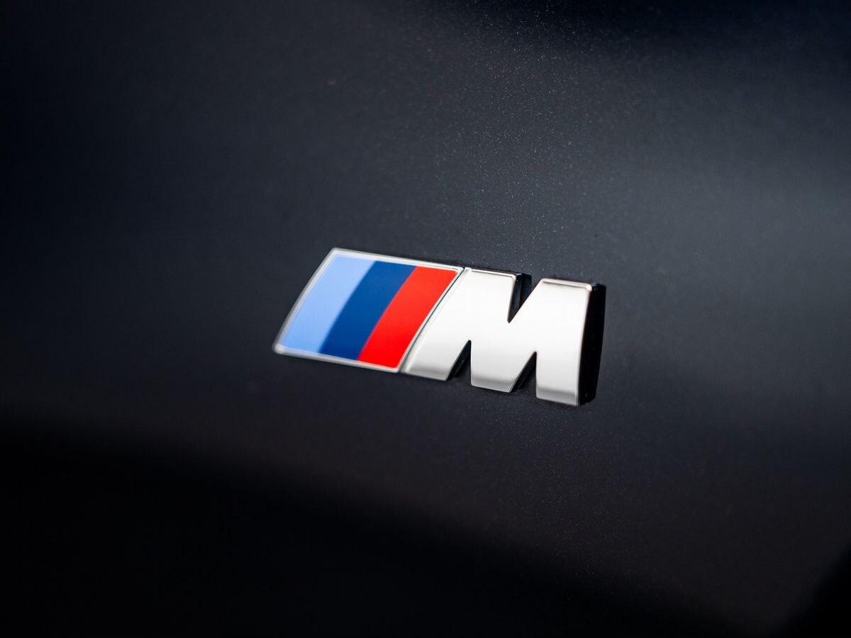 BMW X6 2021 - фото автомобиля