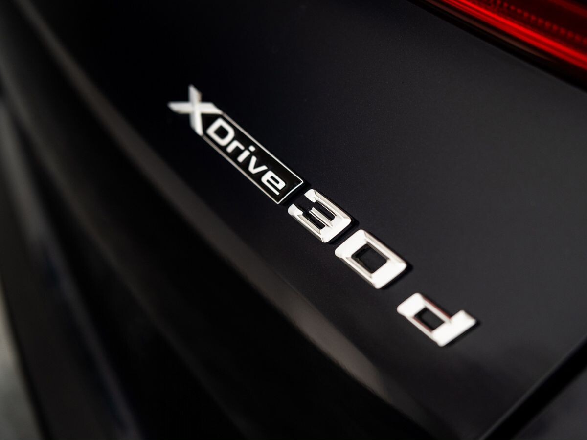 BMW X6 2021 - фото автомобиля