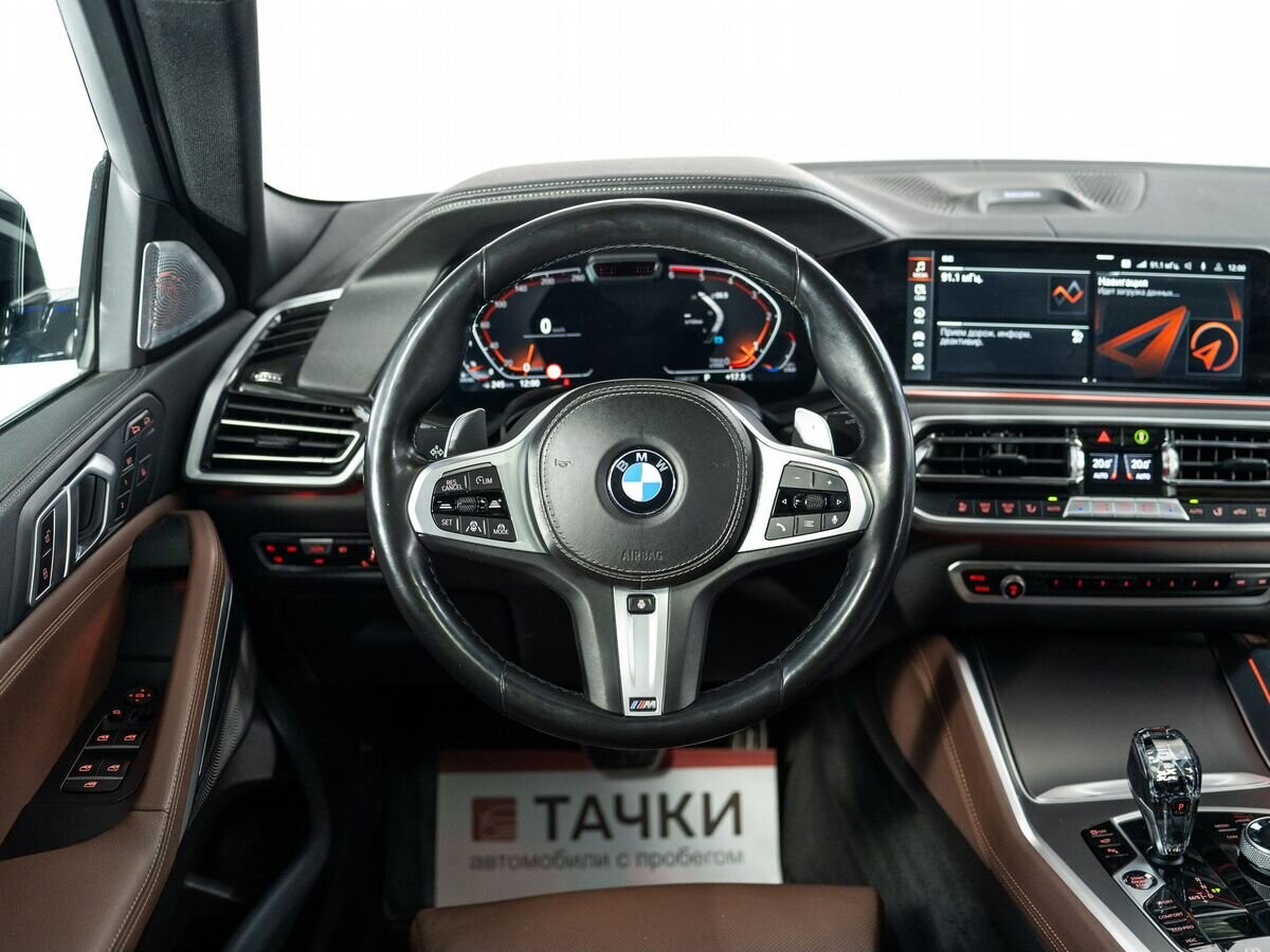 BMW X6 2021 - фото автомобиля