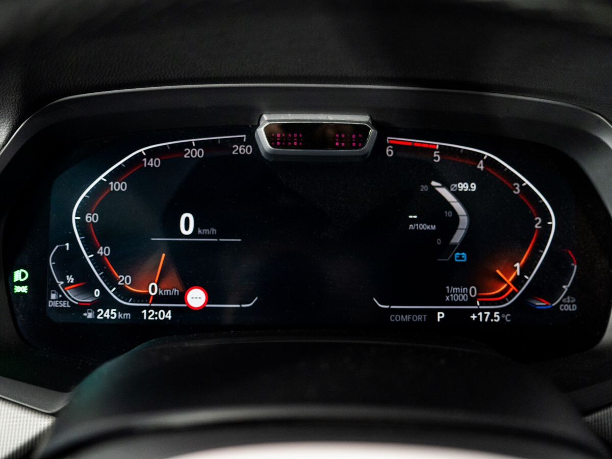 BMW X6 2021 - фото автомобиля