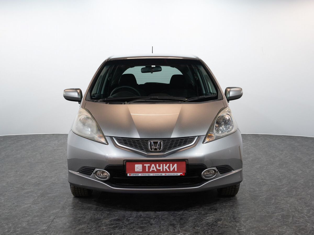 Honda Fit 2010 - фото автомобиля