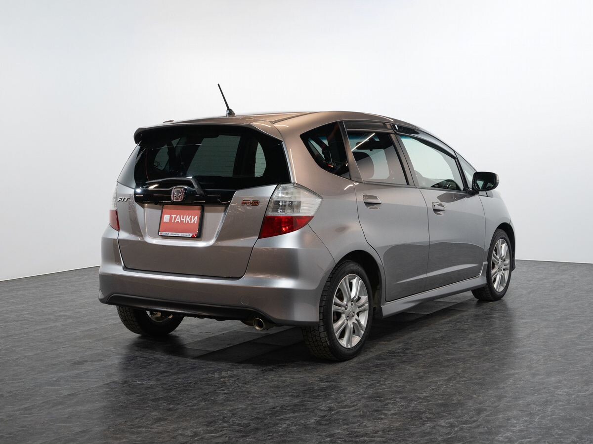 Honda Fit 2010 - фото автомобиля