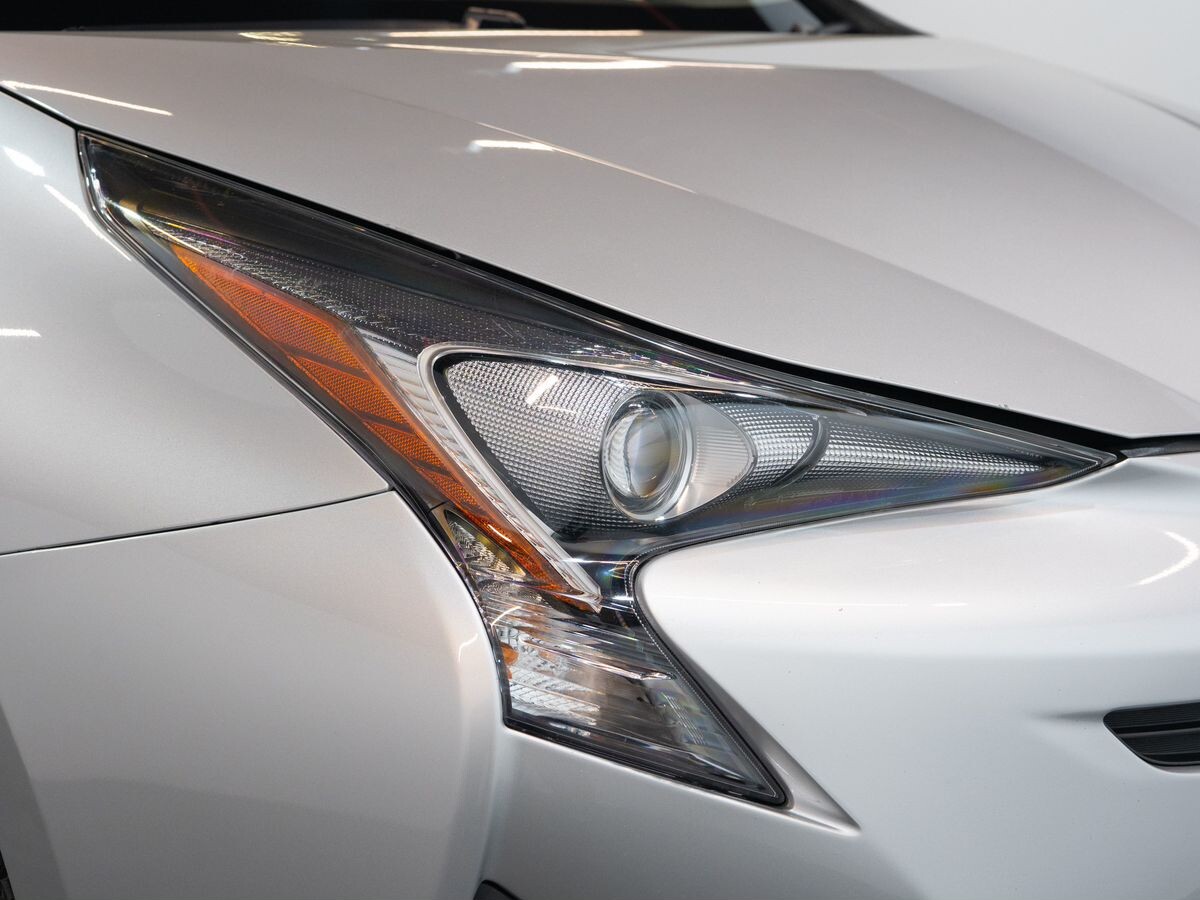 Toyota Prius 2016 - фото автомобиля