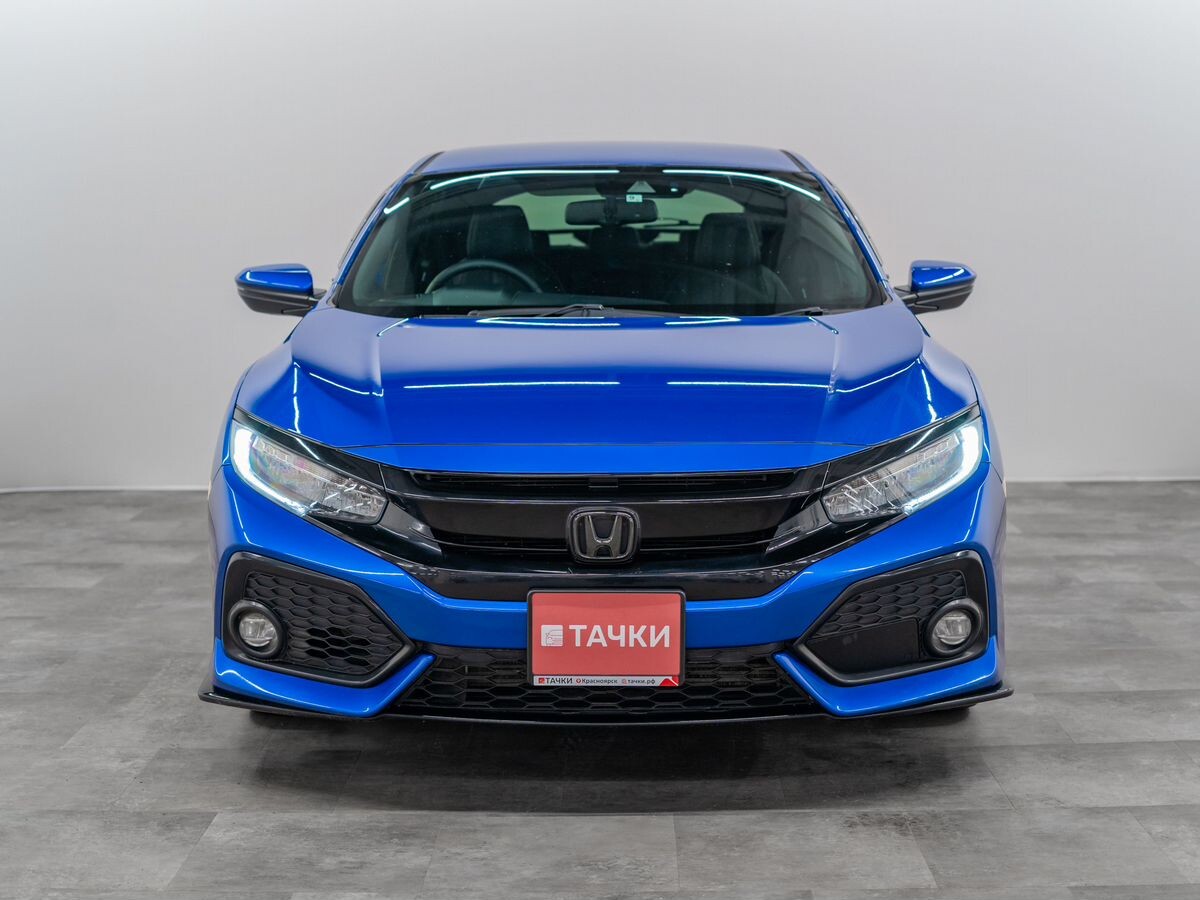 Honda Civic 2018 - фото автомобиля
