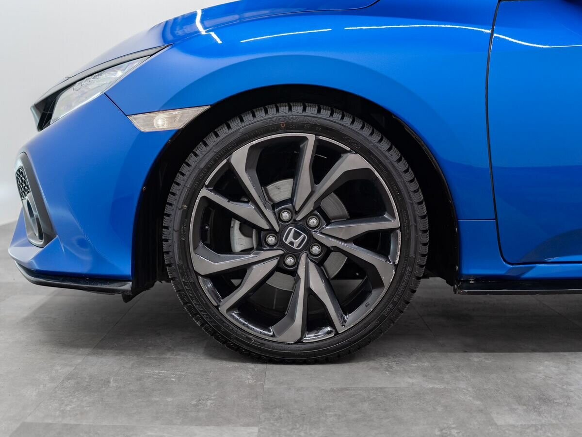 Honda Civic 2018 - фото автомобиля