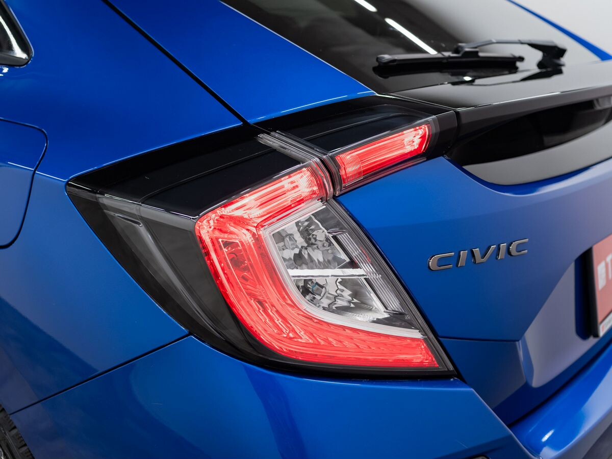 Honda Civic 2018 - фото автомобиля