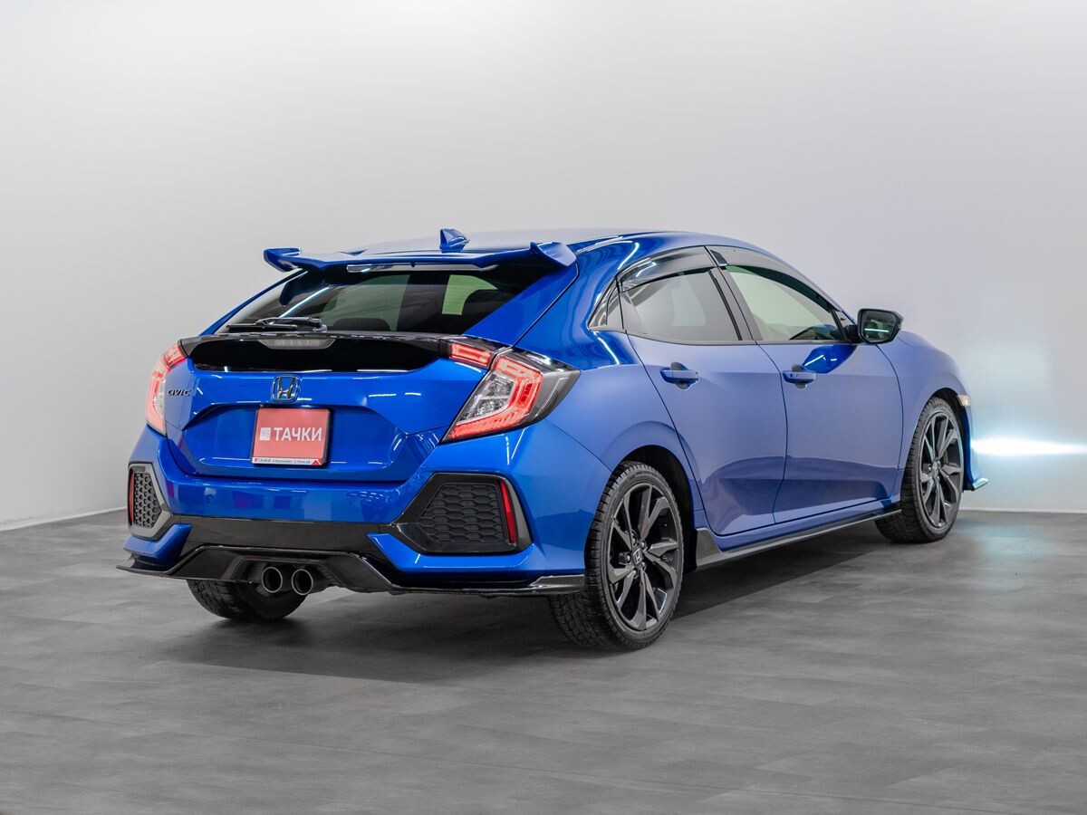 Honda Civic 2018 - фото автомобиля