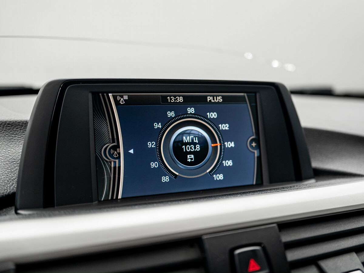 BMW 3 серии 2013 - фото автомобиля